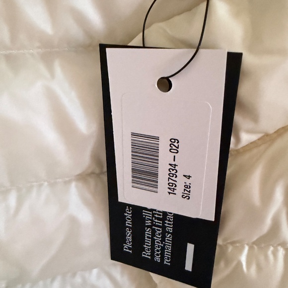 MONCLER Liane quilted shell down vest - Picture 5 of 6